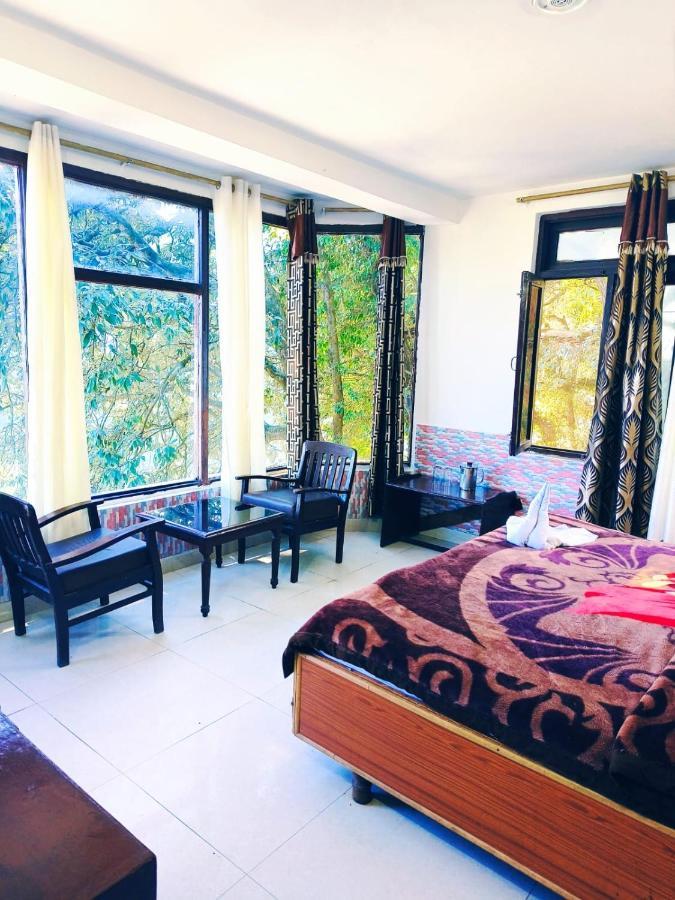 Hotel Holiday Dalhousie - Near Ghandhi Chowk Mall Road Ngoại thất bức ảnh
